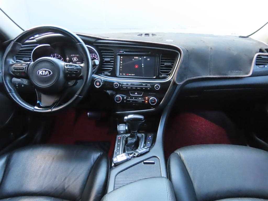 KIA K5 - Vista 8