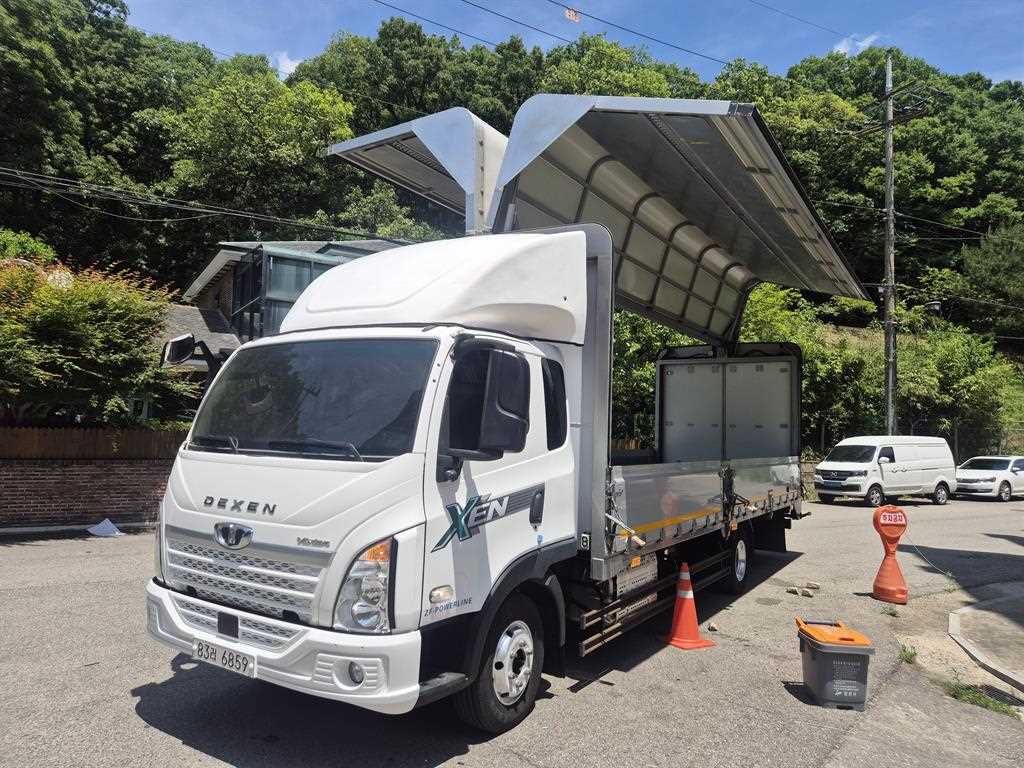 medium and large cargo truck - Vista 10