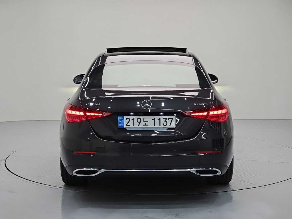 Mercedes Benz C Class - Vista 3