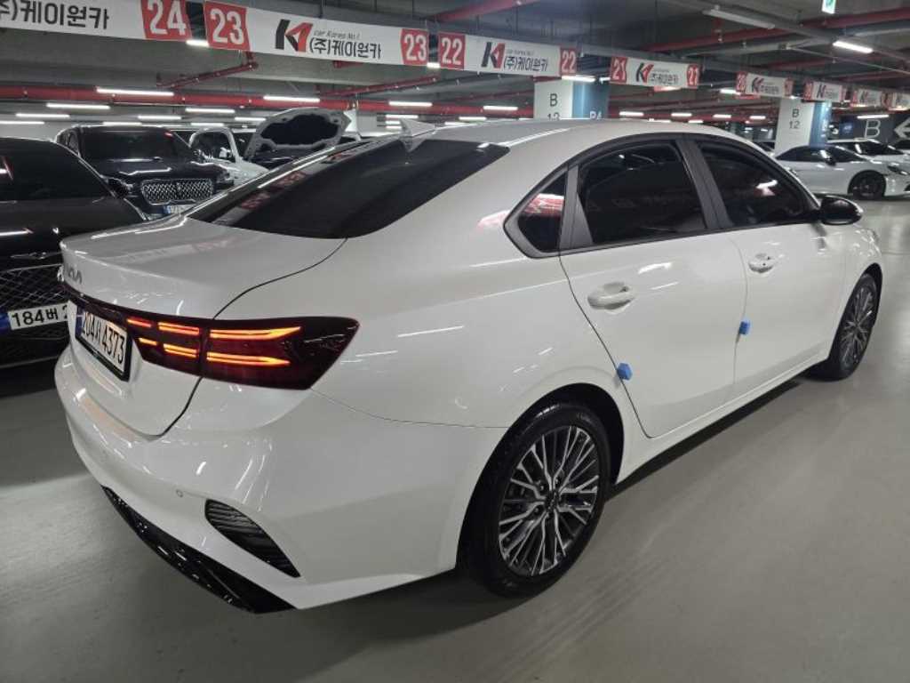 KIA K3 - Vista 6