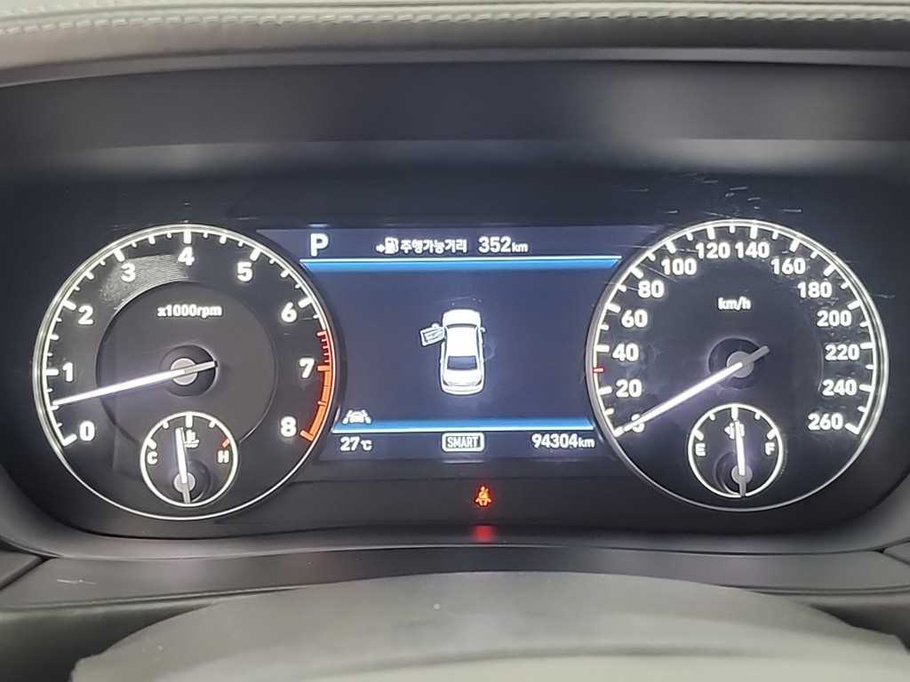 Genesis EQ900 - Vista 6