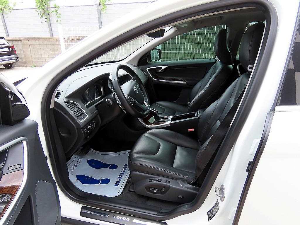 Volvo XC60 - Vista 5