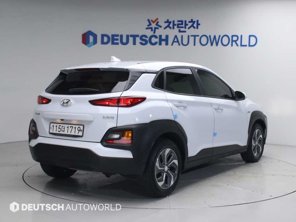 HYUNDAI Kona - Vista 2