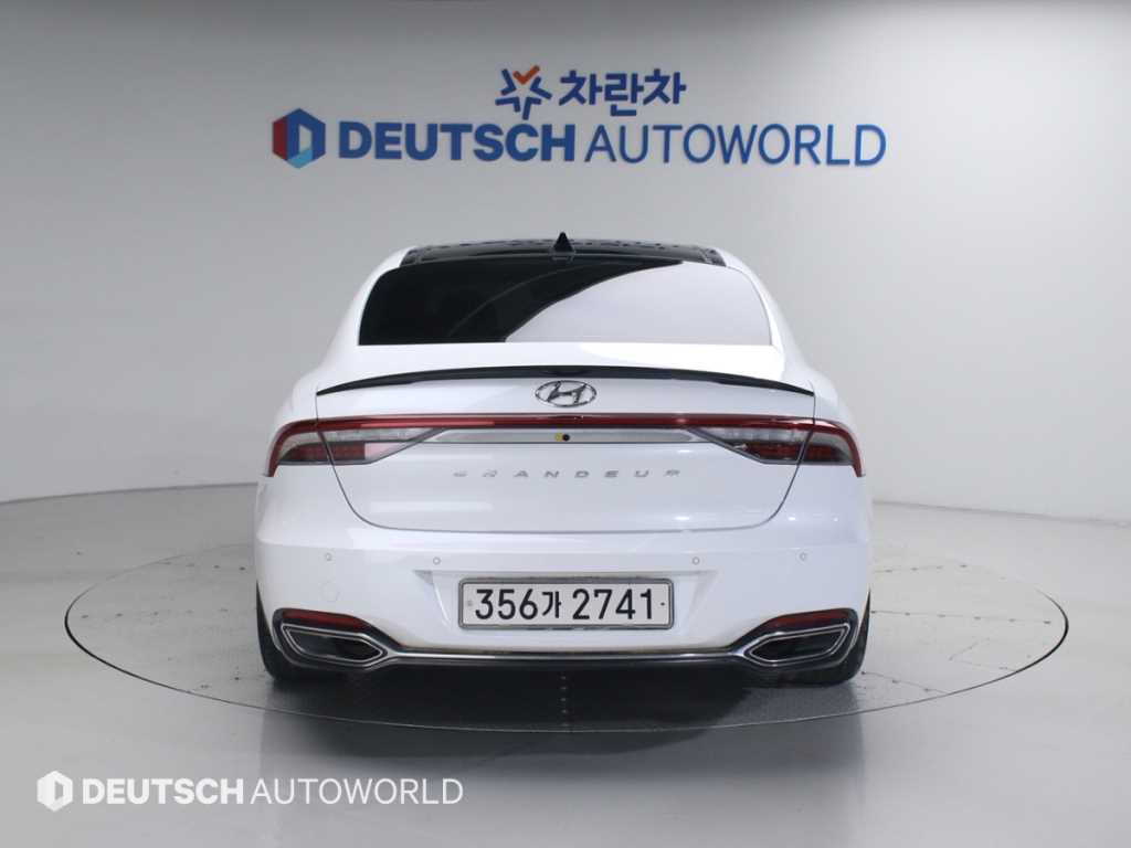 HYUNDAI Grandeur - Vista 4