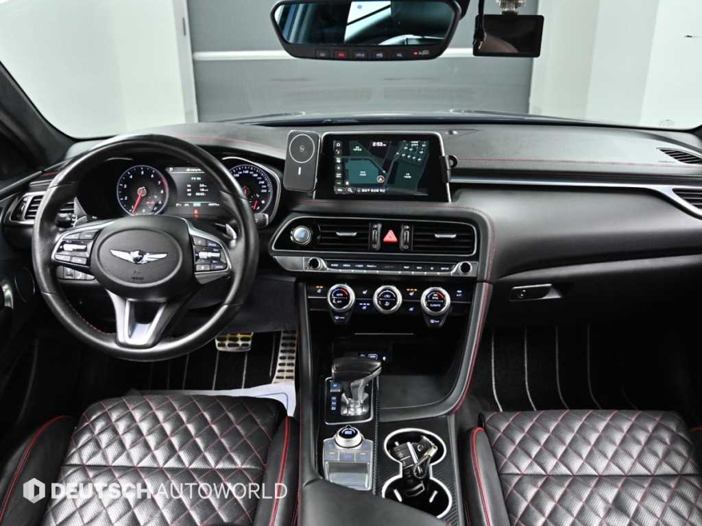 Genesis G70 - Vista 7