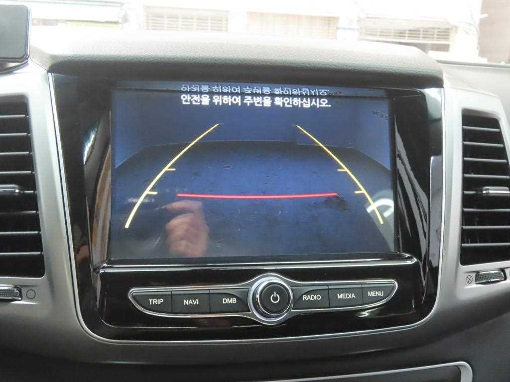 Ssangyong Rexton 2019 Plateado - Importación desde Corea - HF Imports Iquique - Foto 15