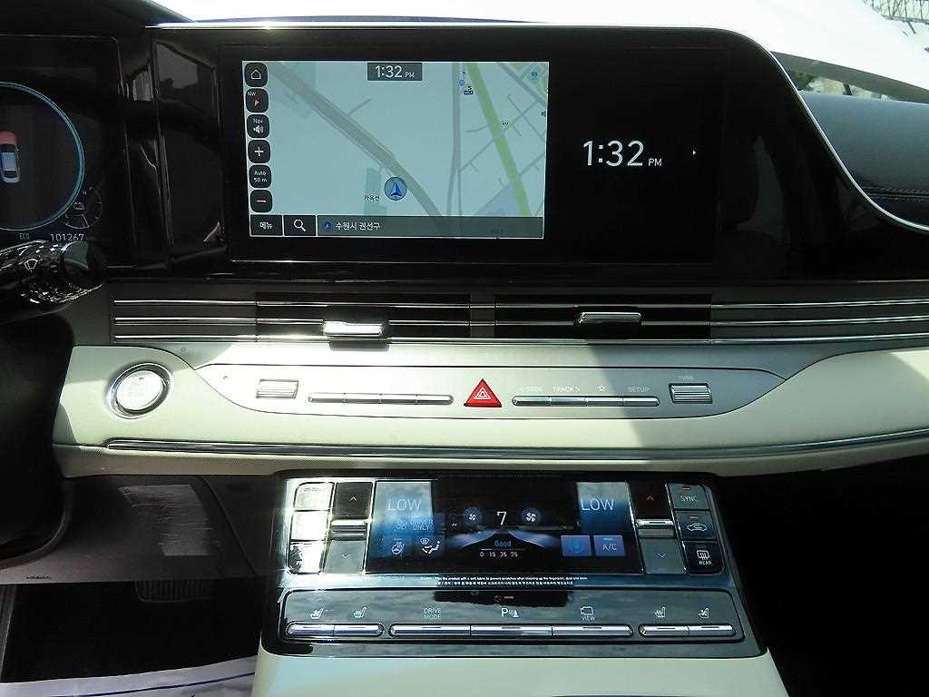 HYUNDAI Grandeur - Vista 12