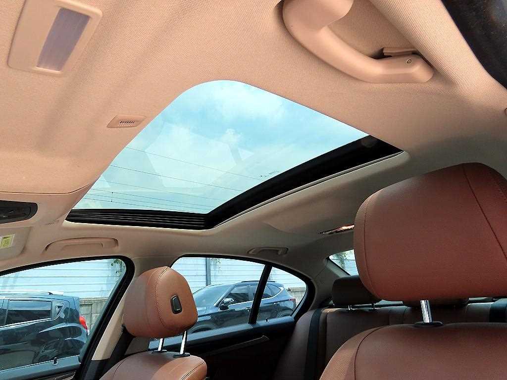 BMW 5 Series 2016 Blanco - Importación desde Corea - HF Imports Iquique - Foto 17