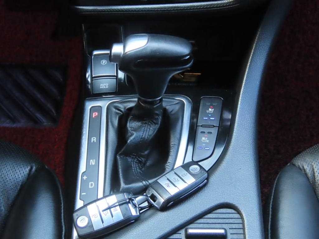 KIA K5 - Vista 12