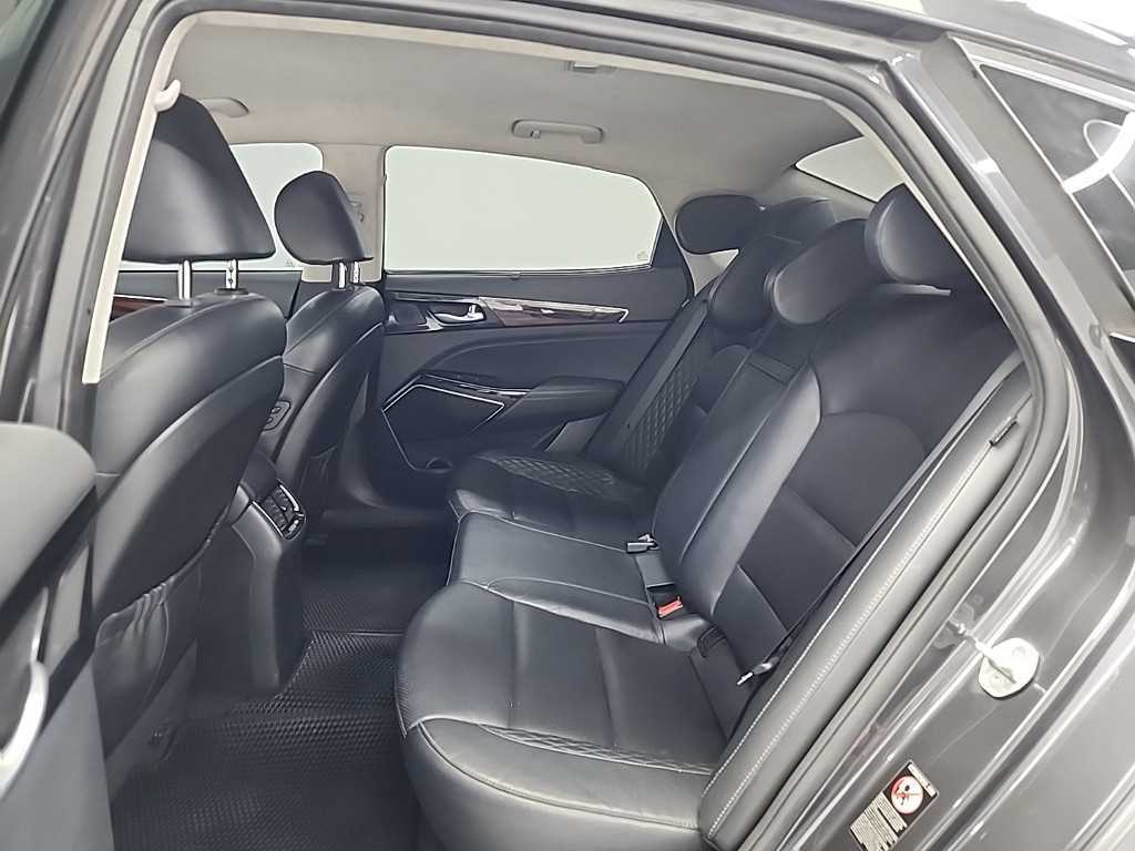 KIA K7 - Vista 12