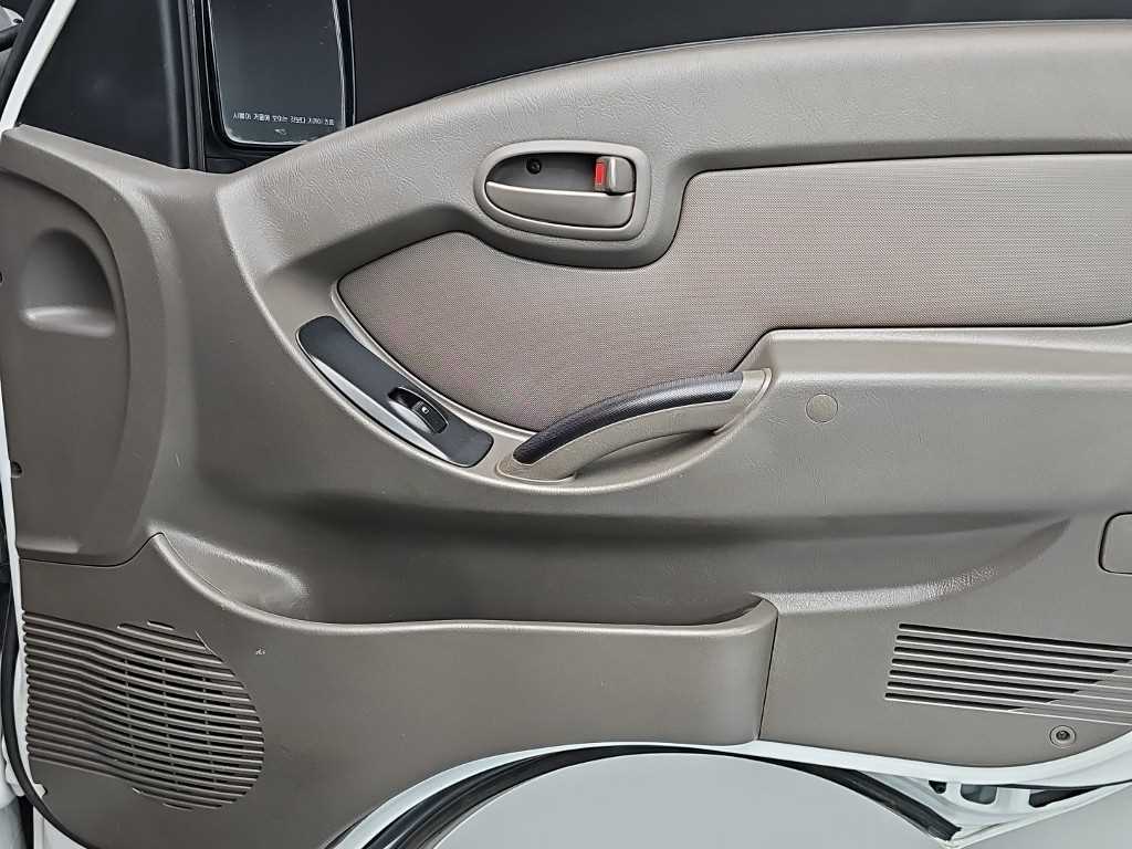 Small Truck Top_Powergate 2020 Blanco - Importación desde Corea - HF Imports Iquique - Foto 17