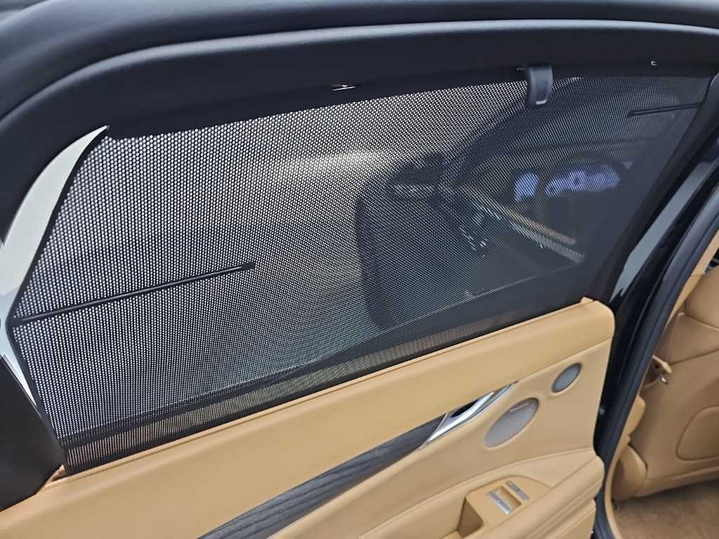 Genesis G80 2025 Negro - Importación desde Corea - HF Imports Iquique - Foto 15