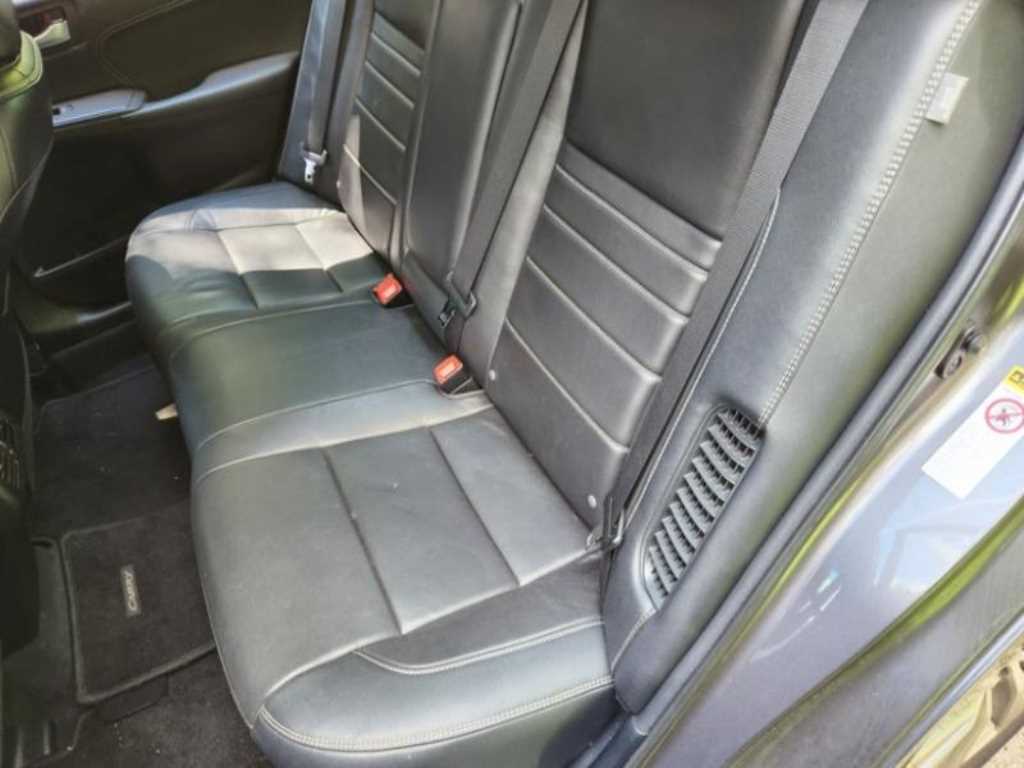 Toyota Camry - Vista 3