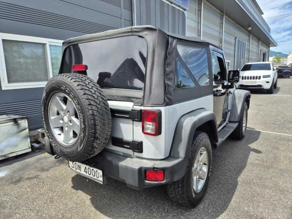 Jeep Wrangler - Vista 3
