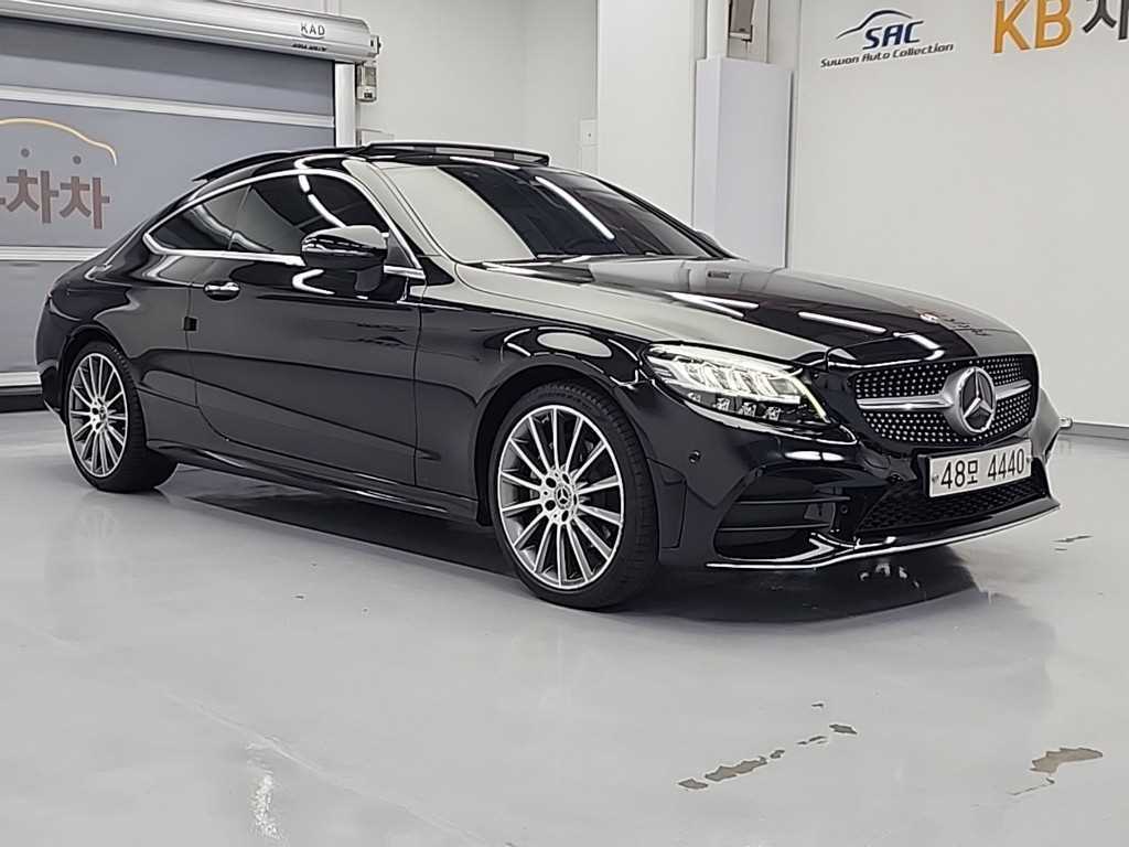 Mercedes Benz C Class - Vista 4