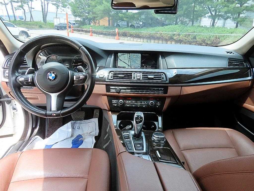 BMW 5 Series - Vista 7