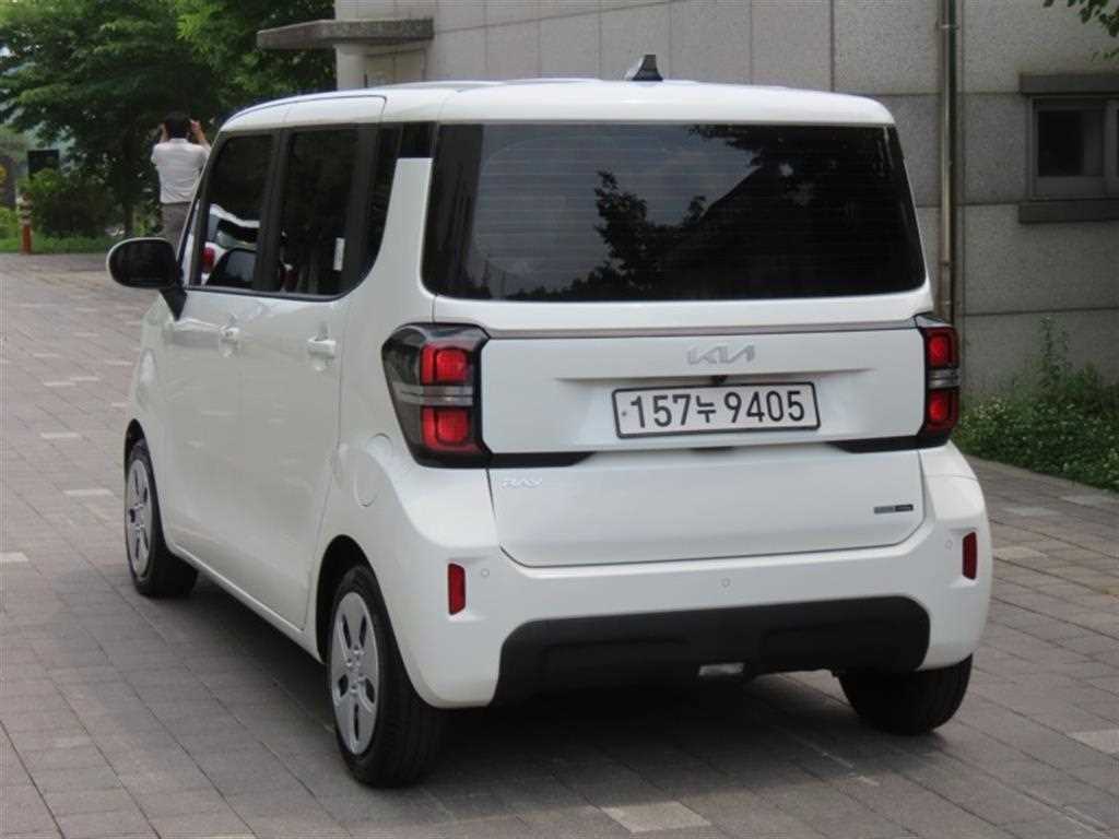 KIA Ray - Vista 4
