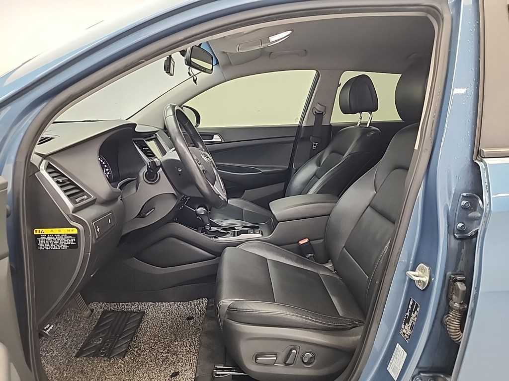 HYUNDAI Tucson - Vista 11