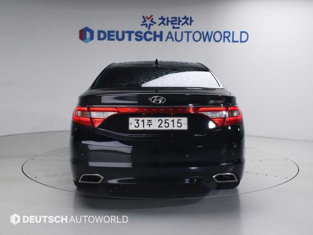 HYUNDAI Grandeur - Vista 4