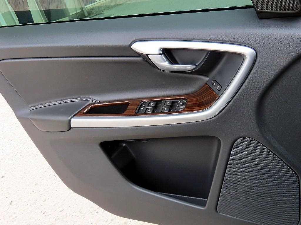 Volvo XC60 - Vista 11