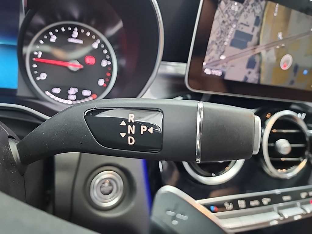 Mercedes Benz C Class - Vista 8