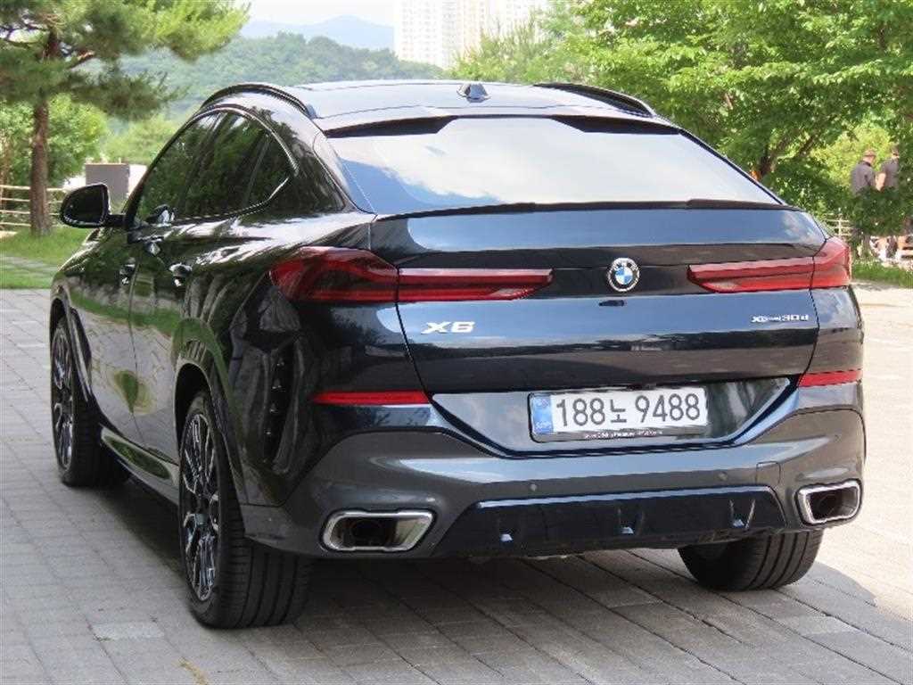 BMW X6 - Vista 4