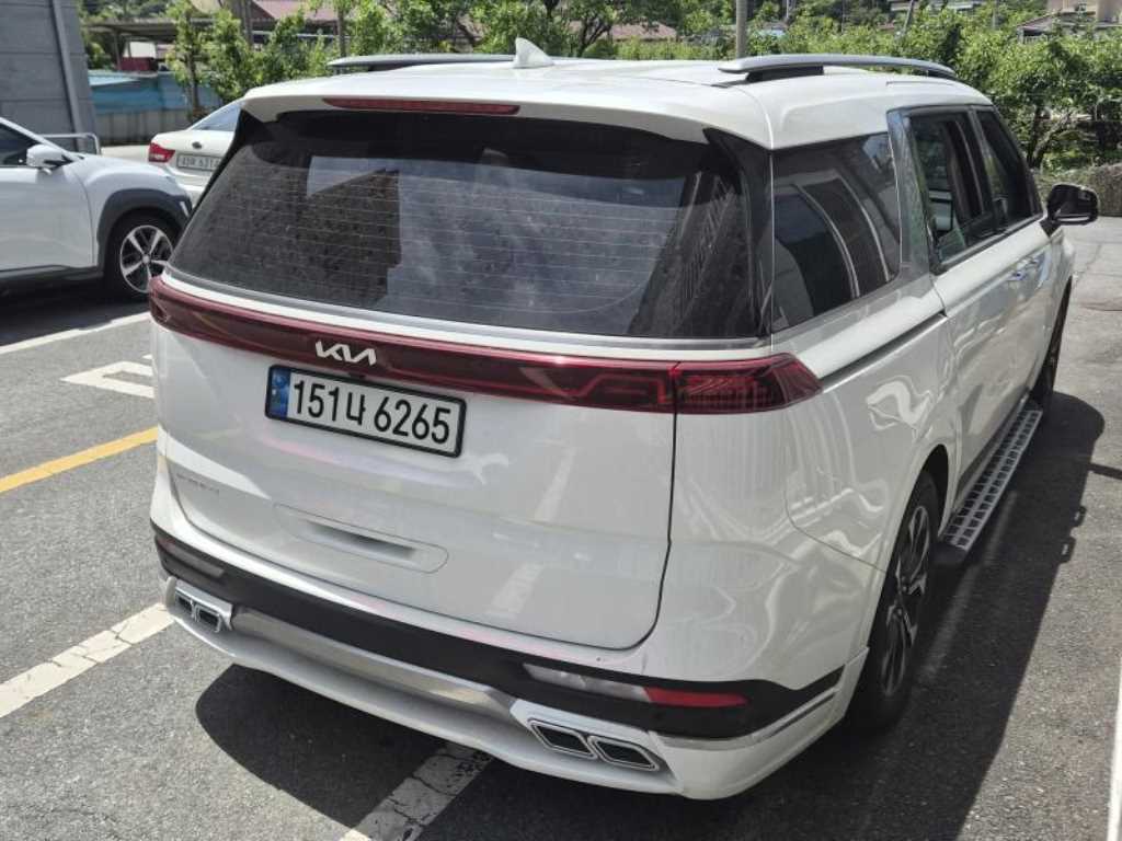 KIA Carnival - Vista 3