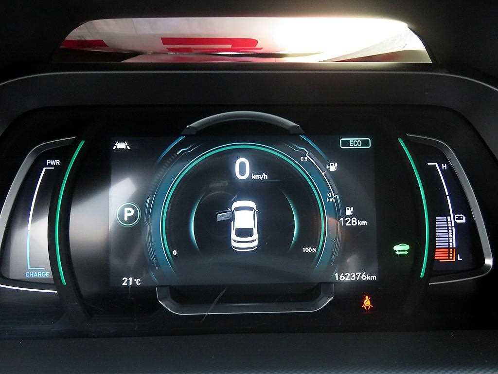 HYUNDAI Ioniq - Vista 11