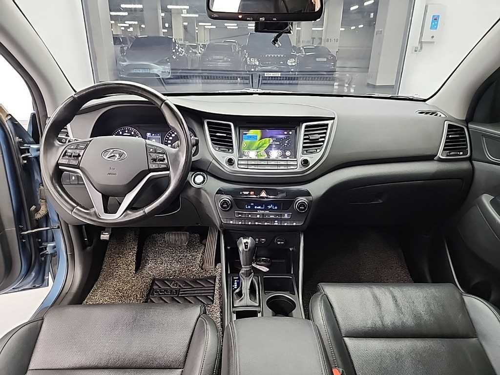 HYUNDAI Tucson - Vista 7