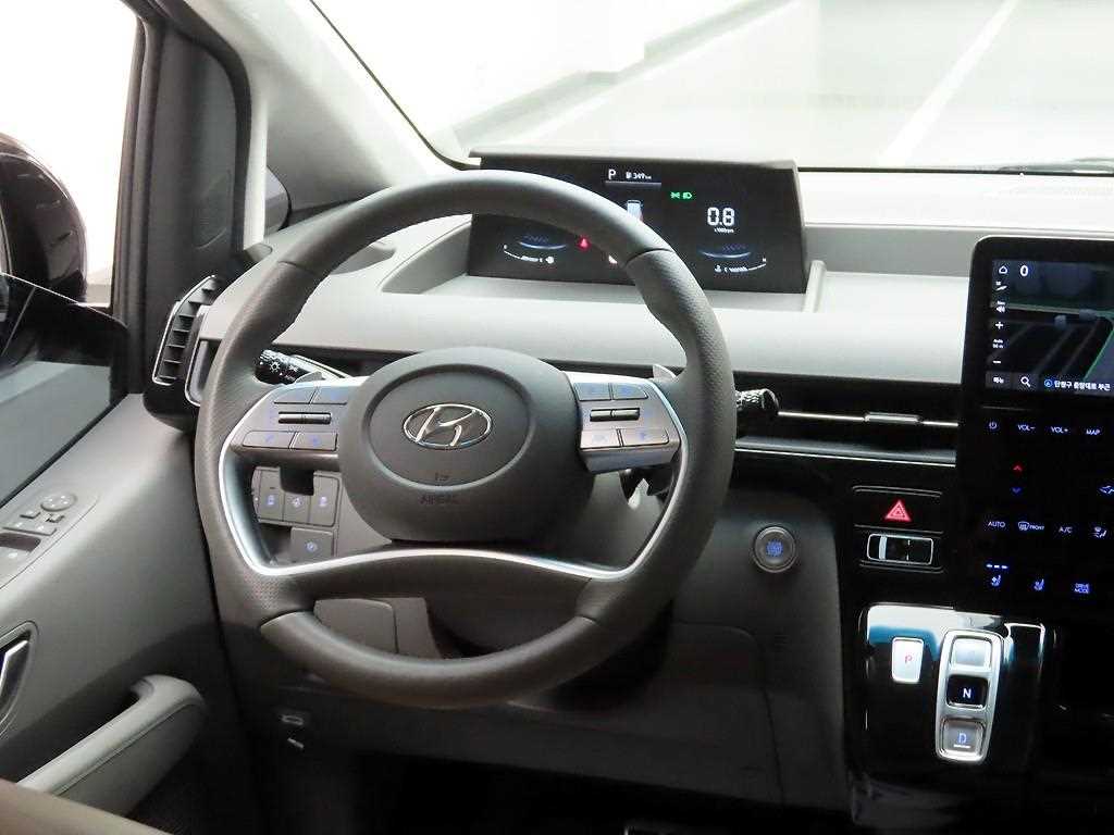 HYUNDAI Staria - Vista 7