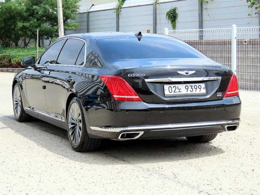Genesis EQ900 - Vista 3