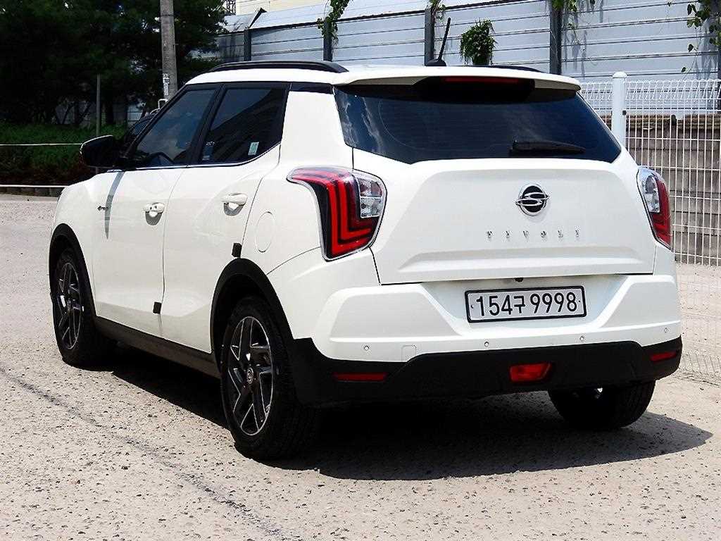 Ssangyong Tivoli - Vista 3