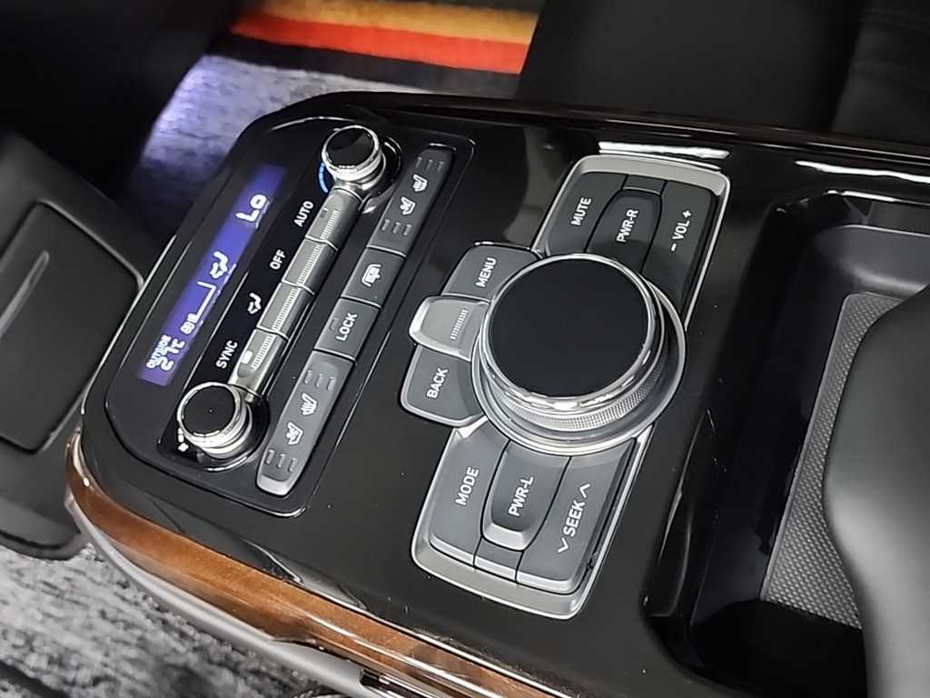 Genesis EQ900 2018 Negro - Importación desde Corea - HF Imports Iquique - Foto 14