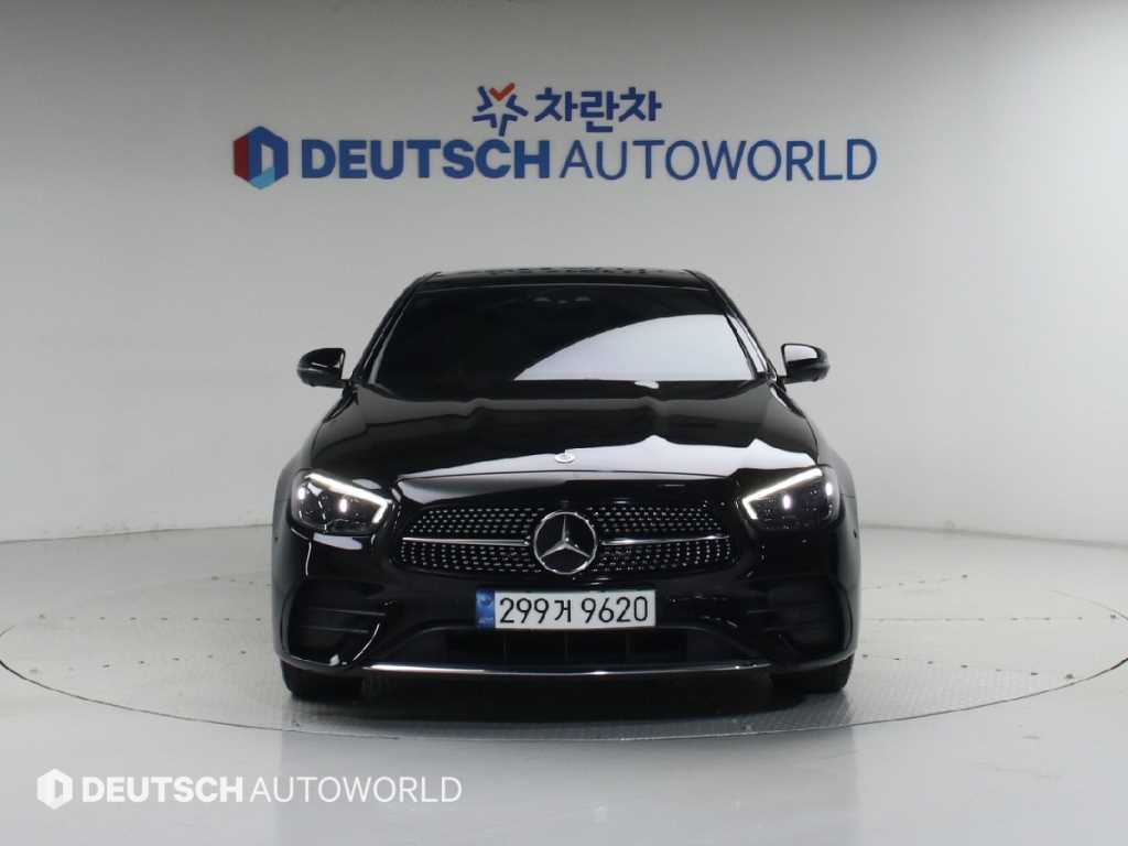Mercedes Benz E class - Vista 3