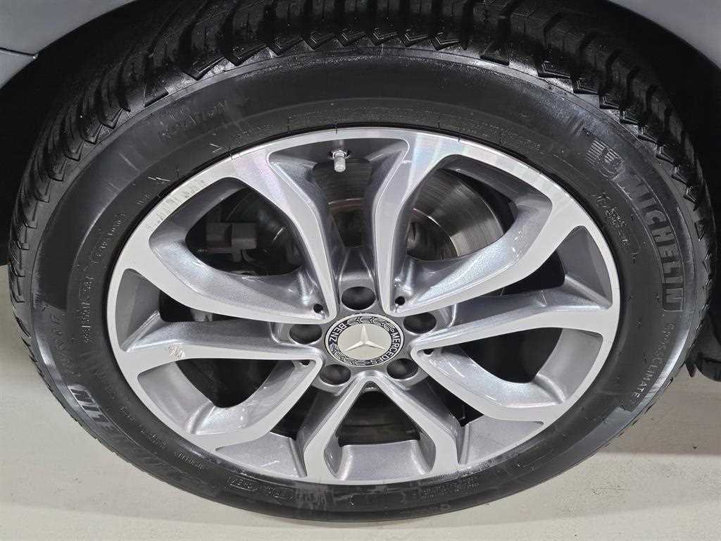 Mercedes Benz C Class 2015 Gris - Importación desde Corea - HF Imports Iquique - Foto 15