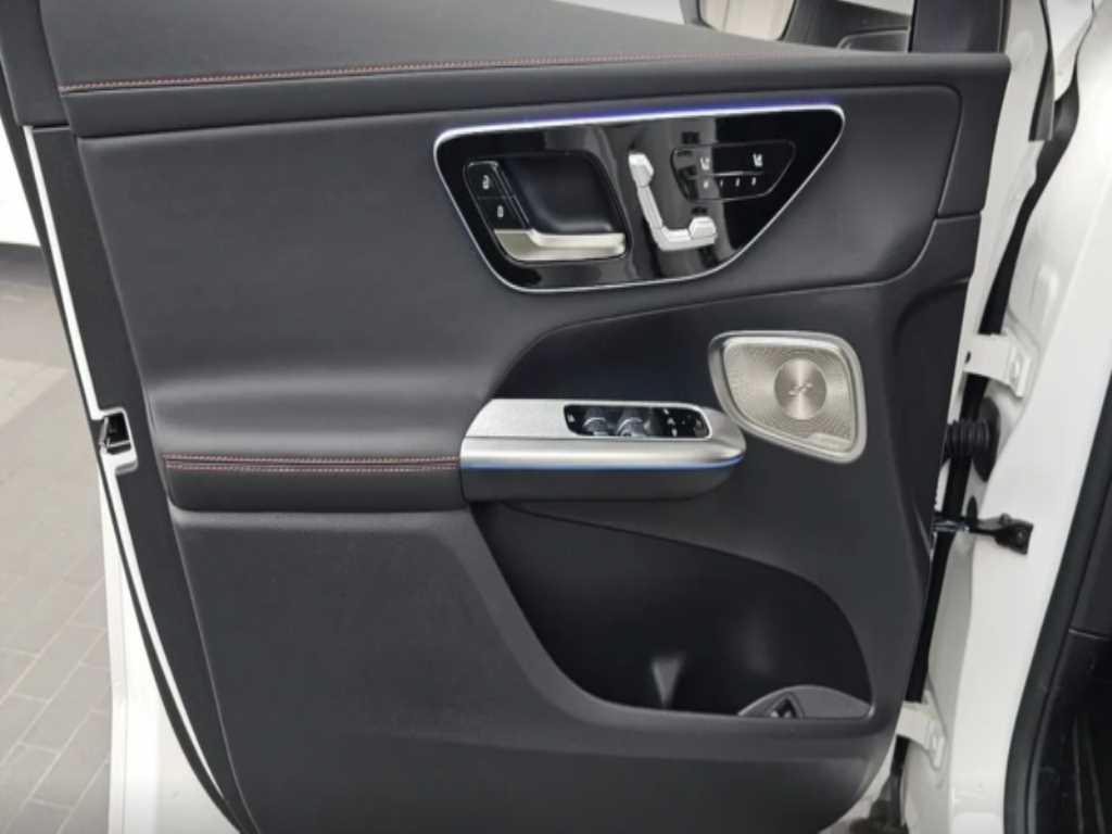 Mercedes Benz GLC Class - Vista 10