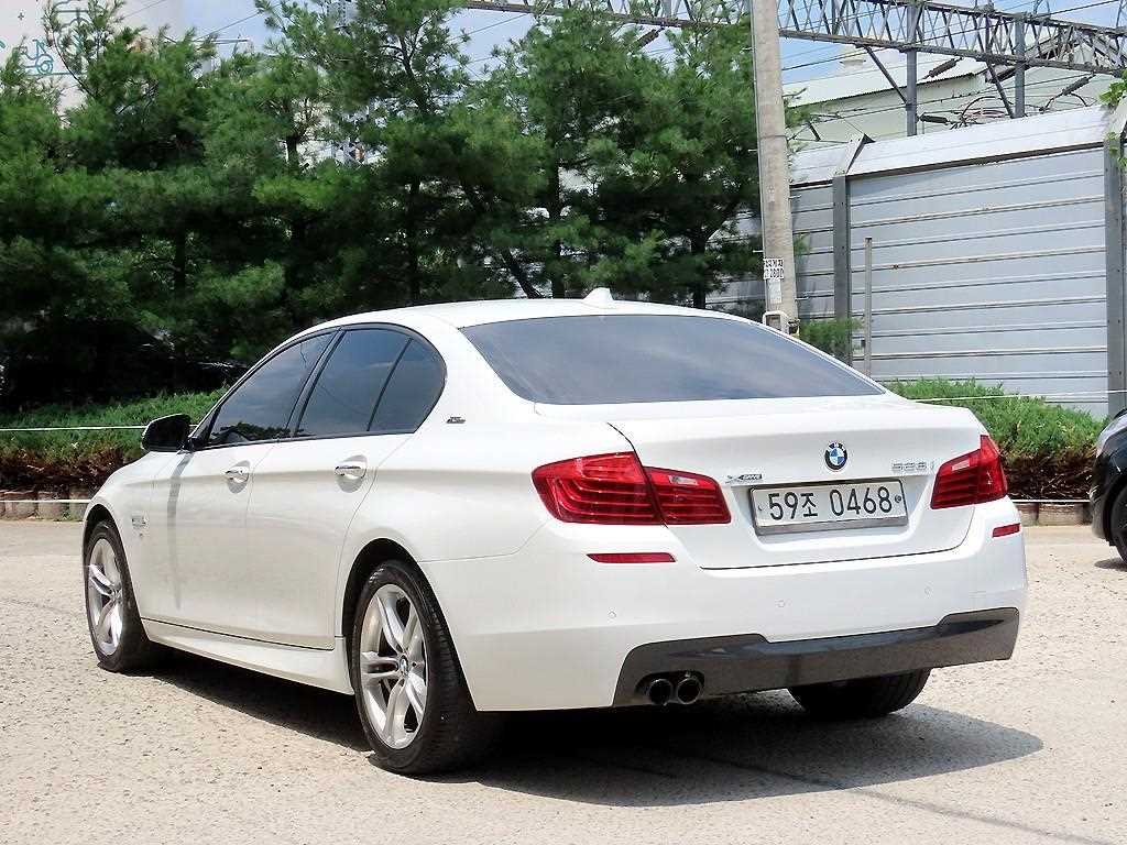 BMW 5 Series - Vista 3