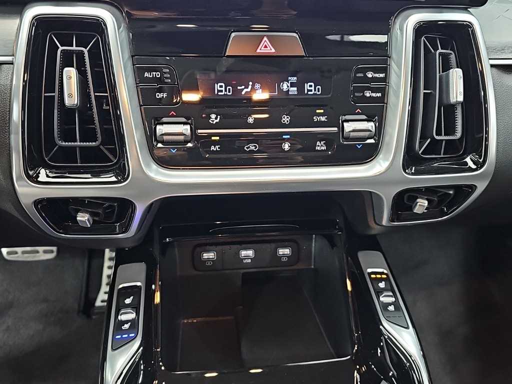 KIA Sorento - Vista 10