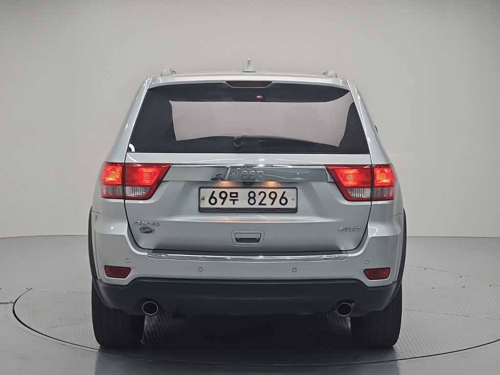 Jeep Cherokee - Vista 3