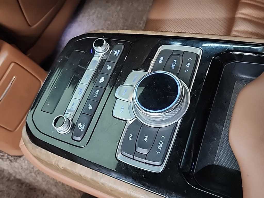 Genesis G90 2019 Negro - Importación desde Corea - HF Imports Iquique - Foto 14