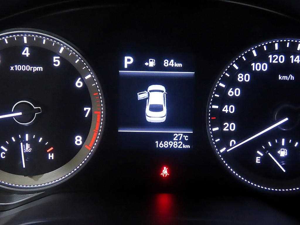 HYUNDAI Grandeur - Vista 9