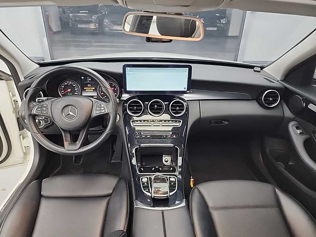Mercedes Benz C Class - Vista 7