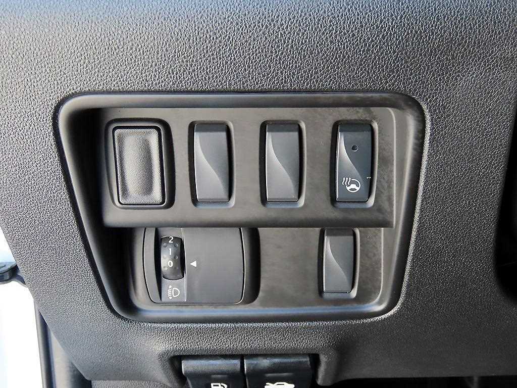 SAMSUNG QM6 - Vista 12