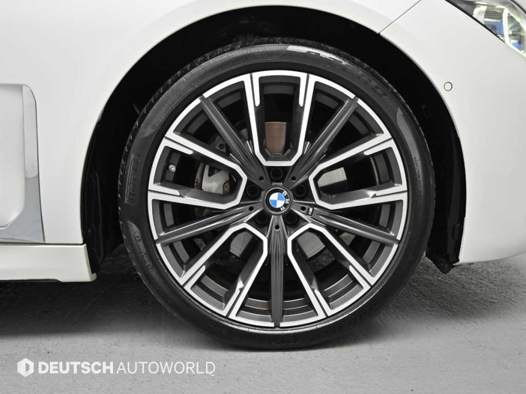 BMW 7 Series - Vista 5
