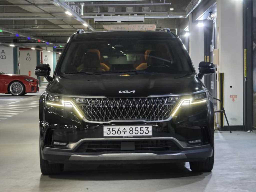 KIA Carnival 2023 Negro - Importación desde Corea - HF Imports Iquique - Foto 1
