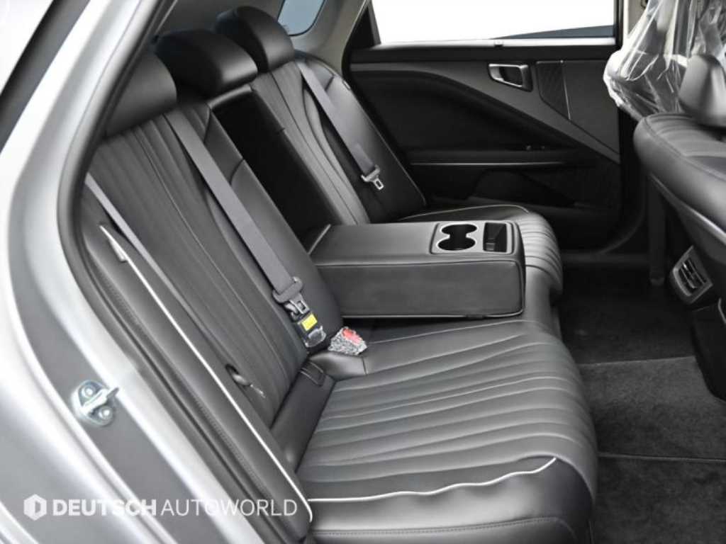 KIA K8 - Vista 12