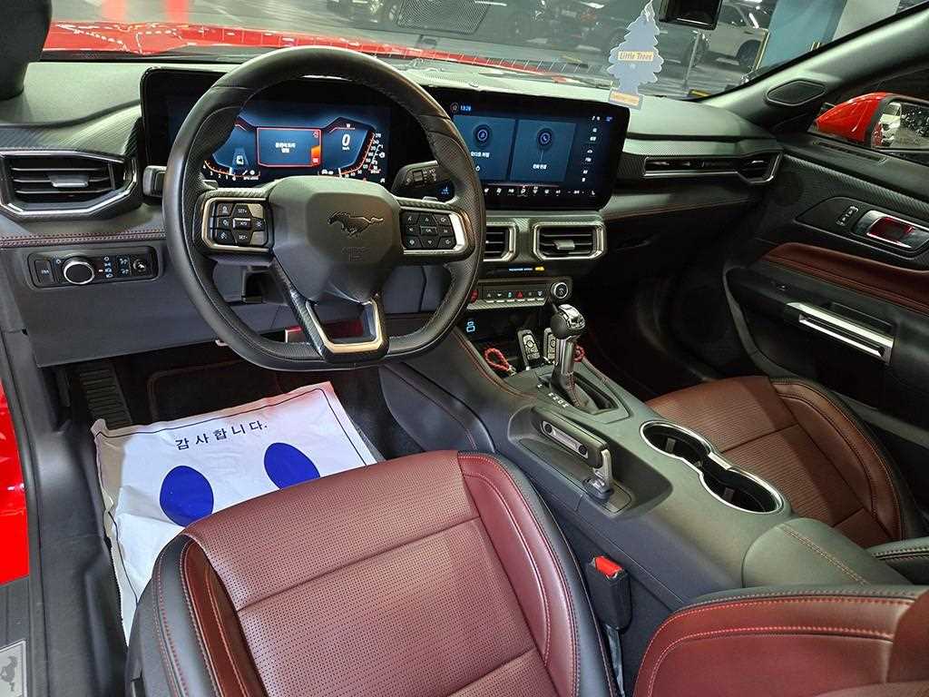 Ford Mustang - Vista 10