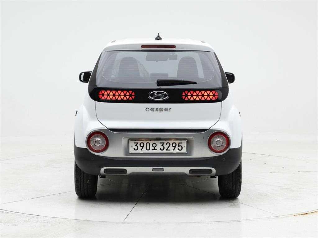 HYUNDAI Casper - Vista 5