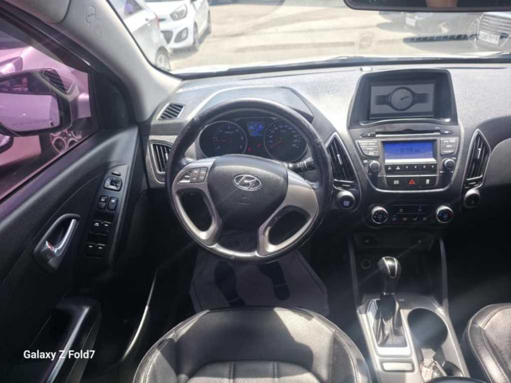 HYUNDAI Tucson - Vista 10