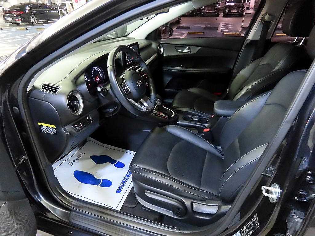 KIA K3 - Vista 6